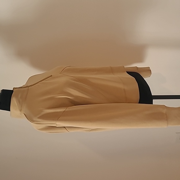 7Diamonds REV™ Crop Quarter-Zip Camel  Size M - Picture 5 of 8